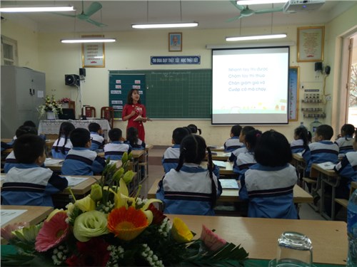 Trường Tiểu học Sài Đồng tích cực tham gia Hội thi Giáo viên giỏi cấp Quận